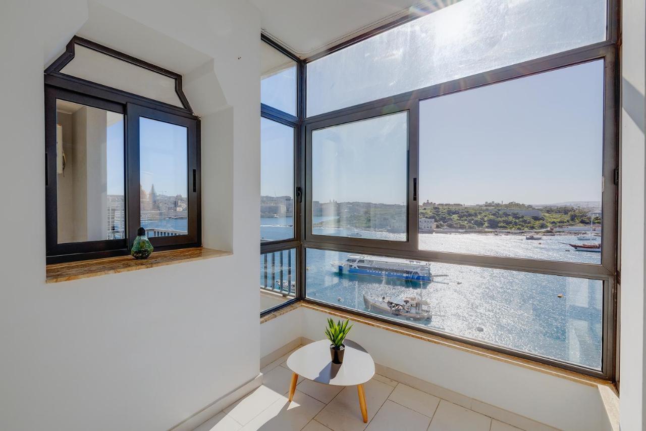 Marvellous Apartment With Valletta And Harbour Views Sliema Exterior photo