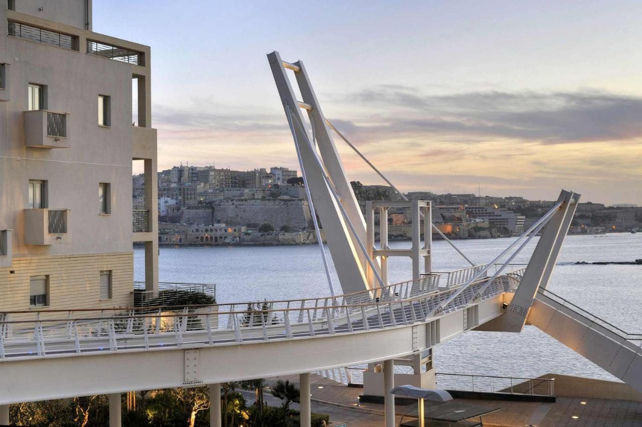 Marvellous Apartment With Valletta And Harbour Views Sliema Exterior photo