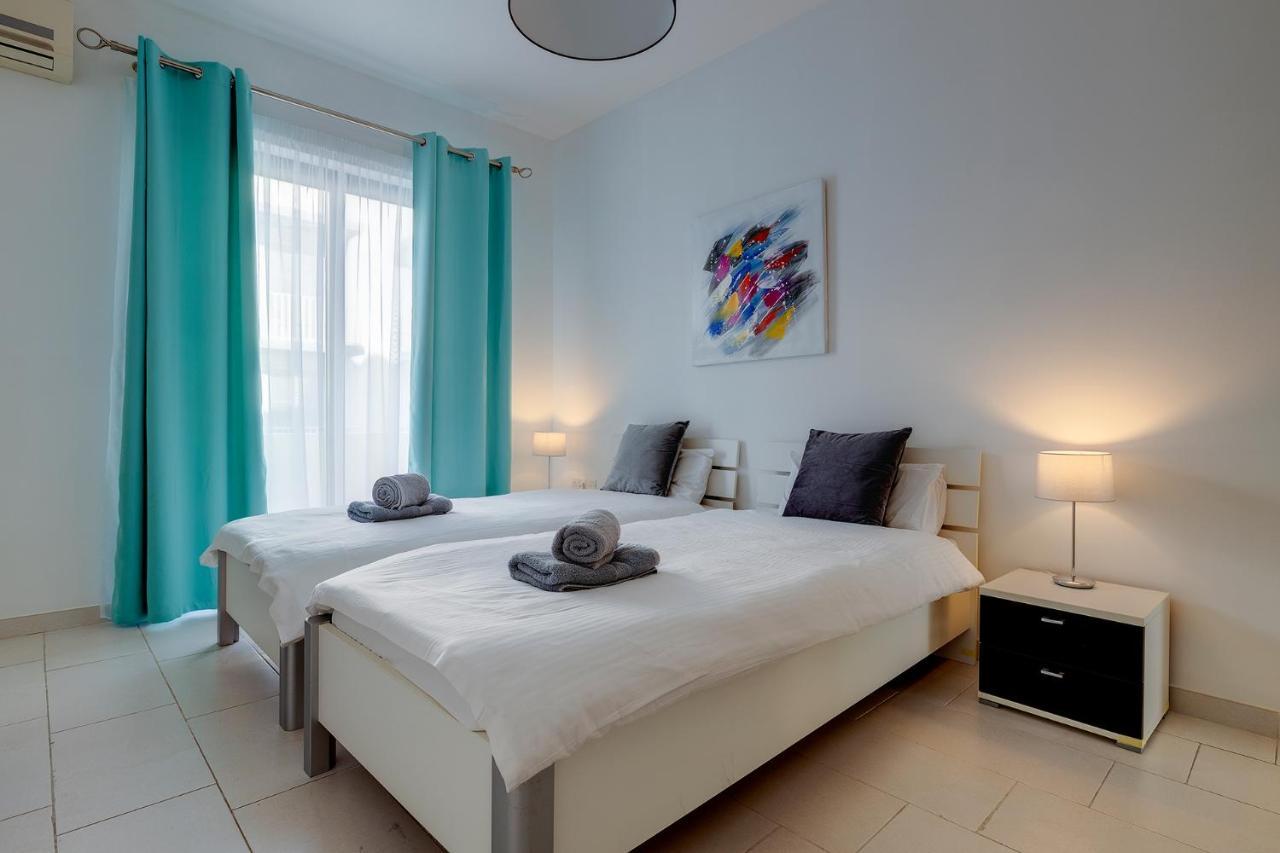 Marvellous Apartment With Valletta And Harbour Views Sliema Exterior photo